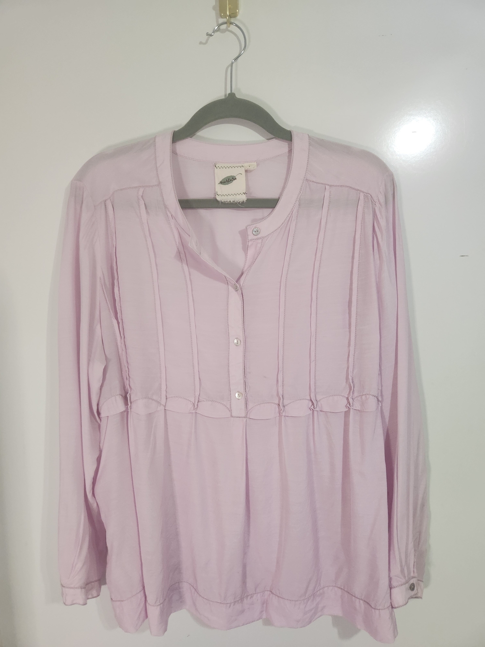 Lilac Women's Long Sleeve Silk Button Front Top, Size Large